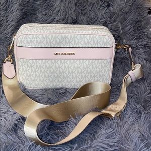 Michael Kors Cross Body